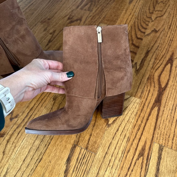 Jessica Simpson Lerra Foldover Bootie - Picture 3 of 4